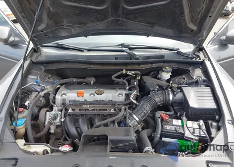 2011 Honda Accord 2.4 Lx z USA, uszkodzony, nr VIN 1HGCP2F37BA030956